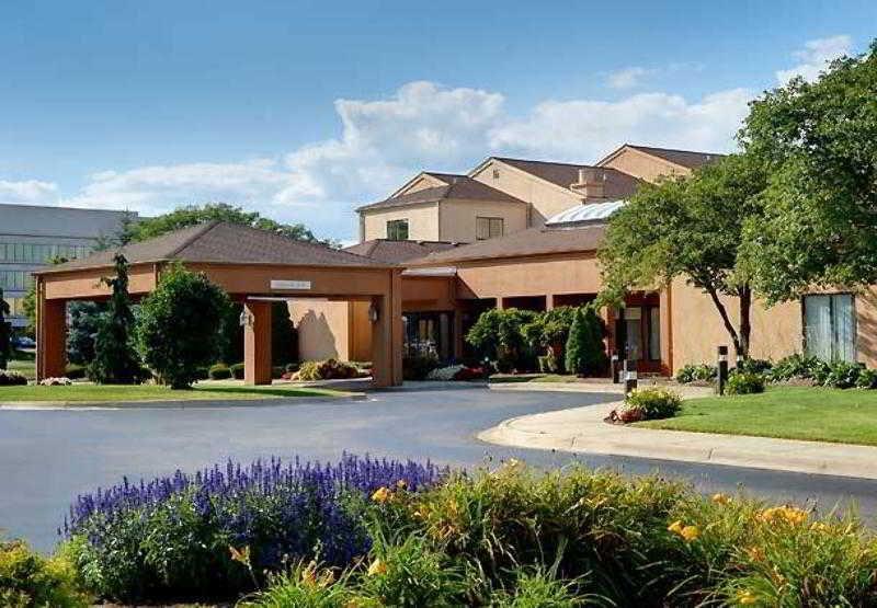 Hotel Courtyard By Marriott Detroit Livonia Exterior foto